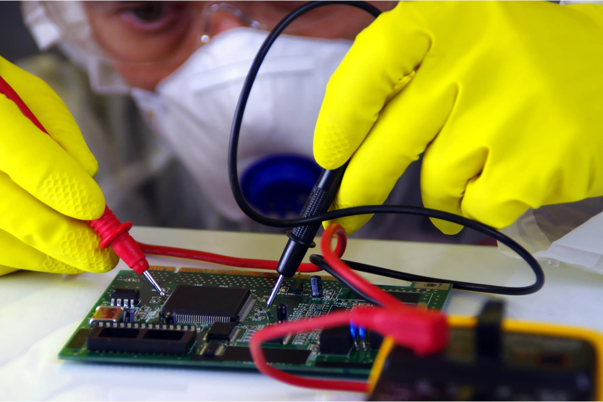 DGUV V3 Prüfung: Sicherheit und Vorschrift für elektrische Betriebsmittel