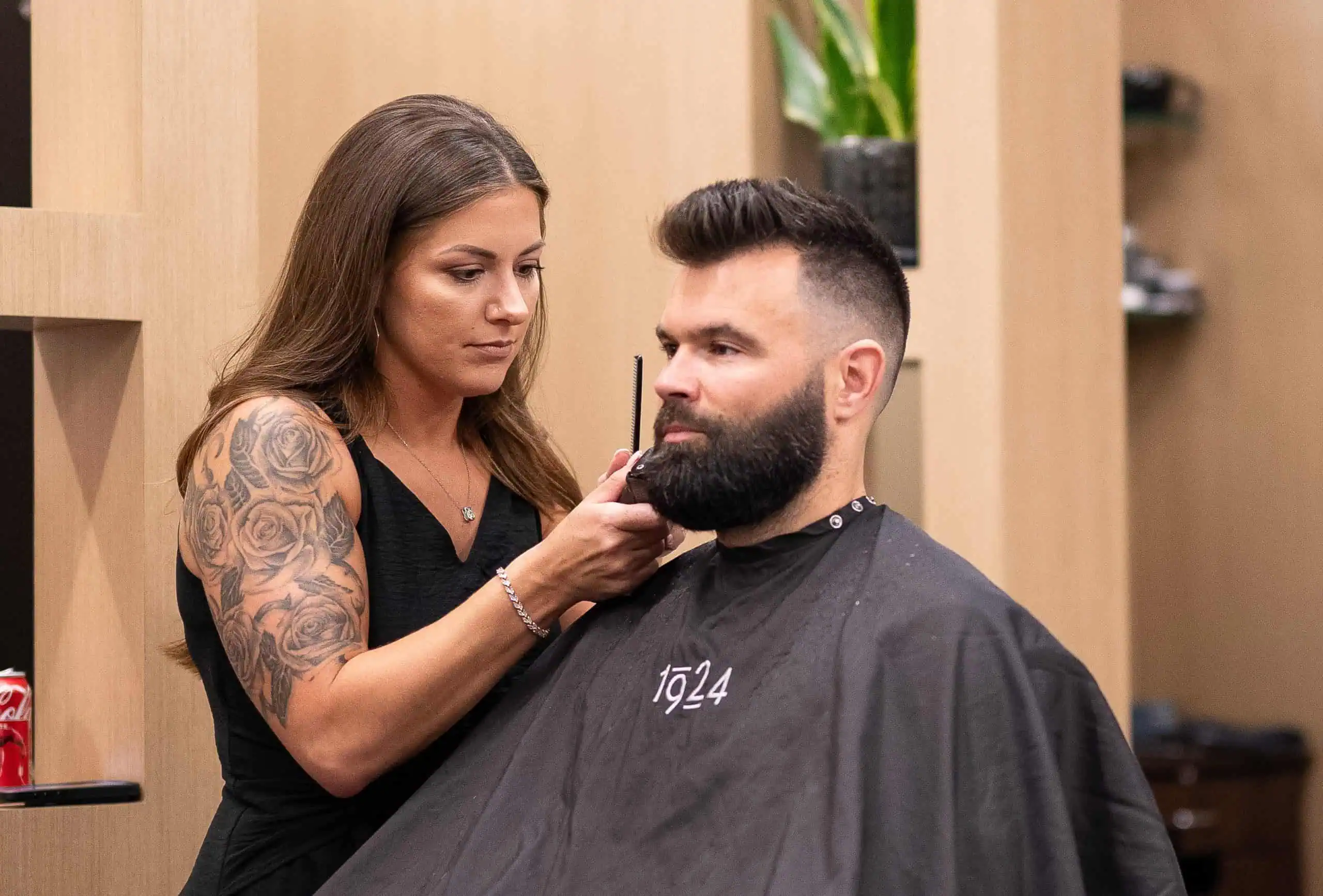 Top-Qualität: Einrichtung für Friseursalon und Kosmetikbereiche entdecken